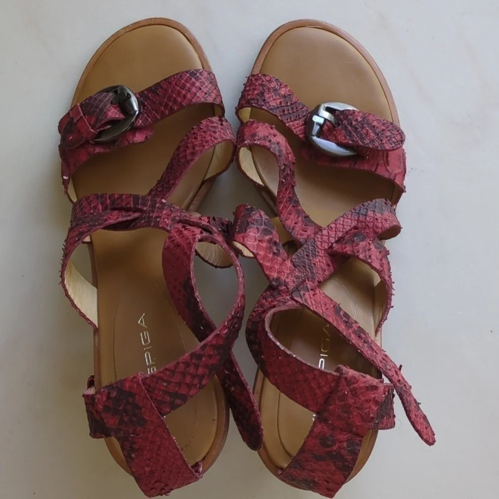 Via Spiga Red Snake Print Boho Leather Wooden Block Heel Comfy Sandals Sz 8.5